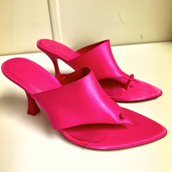 Zara SATIN EFFECT HIGH HEEL SANDALS Barbie neon pink women’s size 8 - Picture 2 of 12